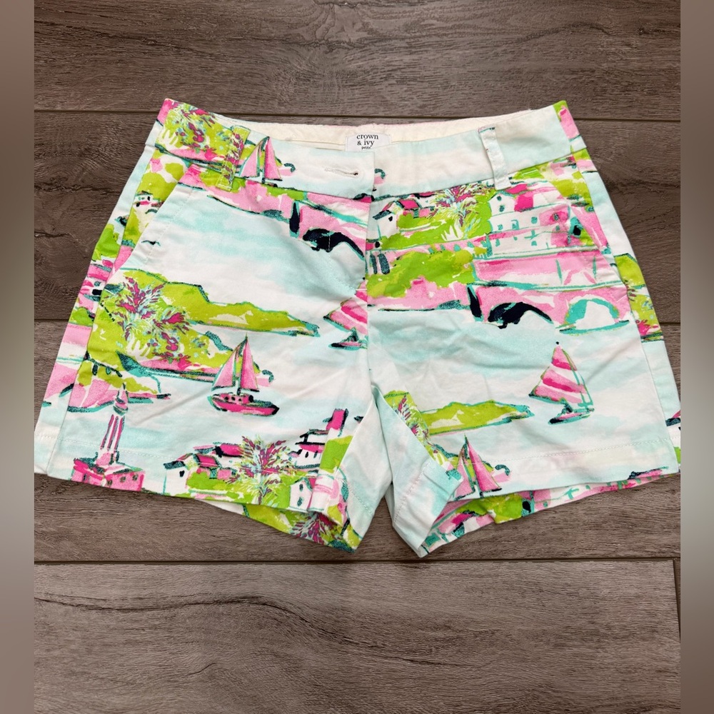 crown & ivy Pink and Green Scenic Women Shorts